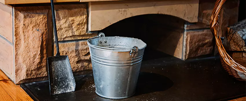 Clean The Fireplace Mantle And Hearth in Lakeside, California